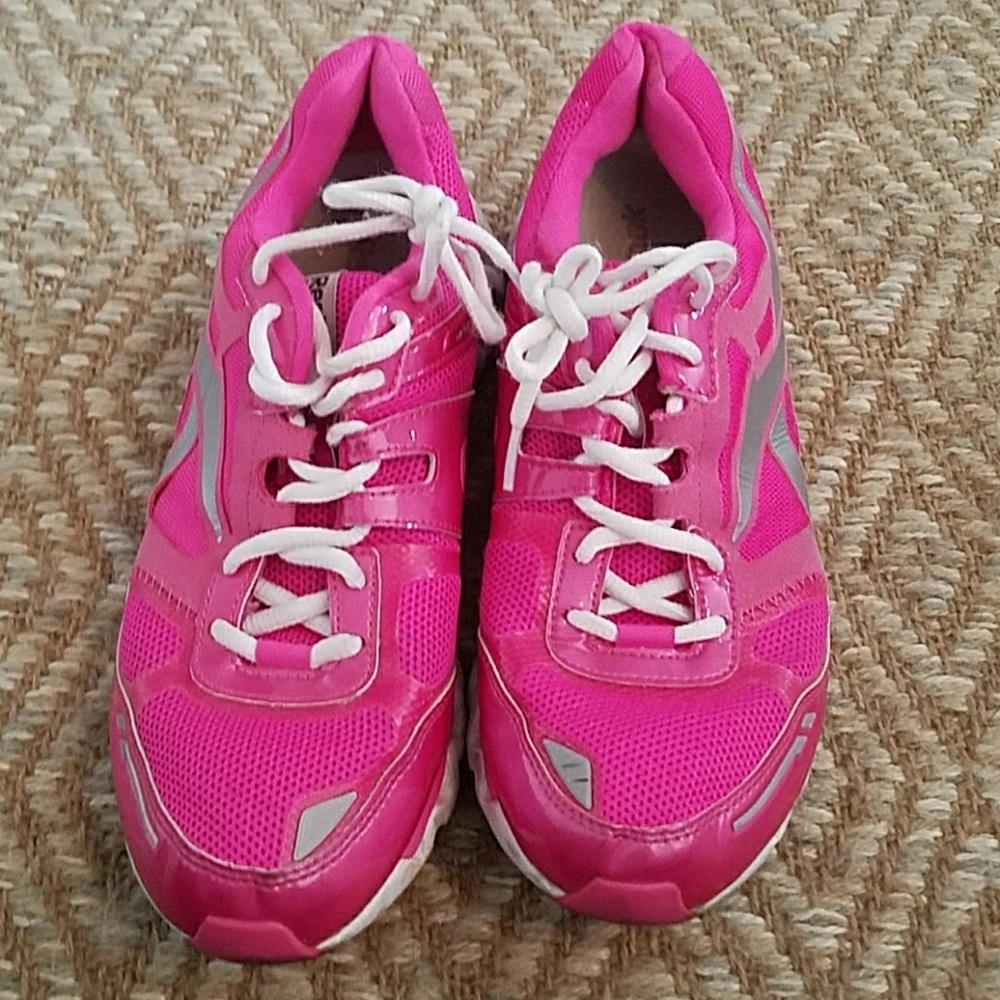 Womens Reebok - Picture 2 of 3